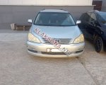 продам Toyota Avensis Verso в пмр  фото 3