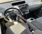 продам Toyota Prius V в пмр  фото 5